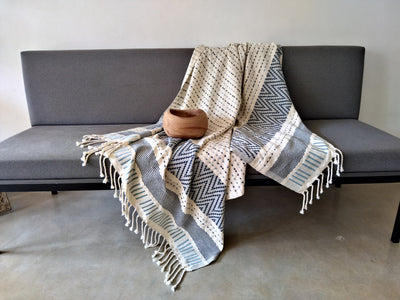 Hadnwoven Hunnasgiri Ink Throw - Navy Ink & Beige