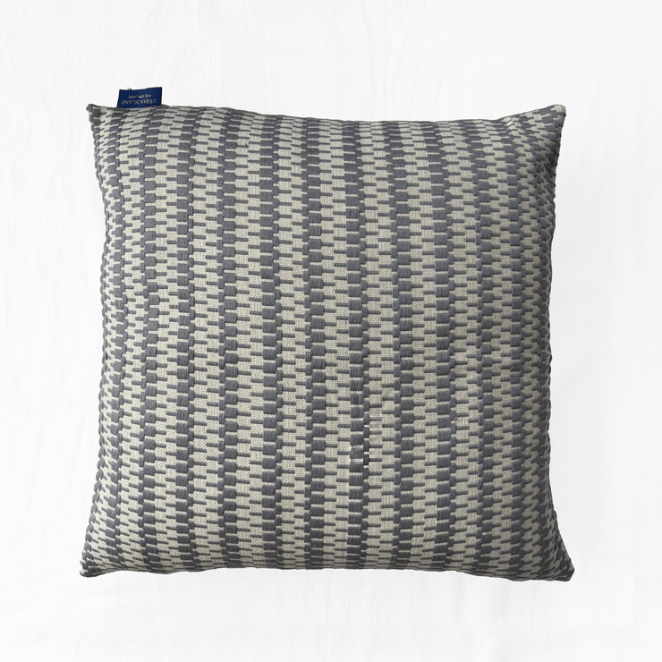 Dumbara Kumana Cushion - Mid Gray