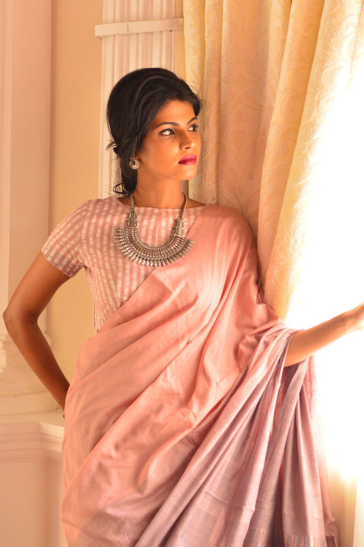 Urban Drape Rhoo Kala Saree