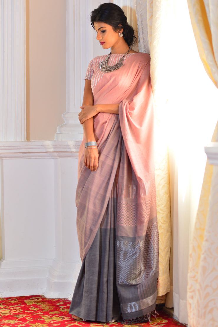 Urban Drape Rhoo Kala Saree